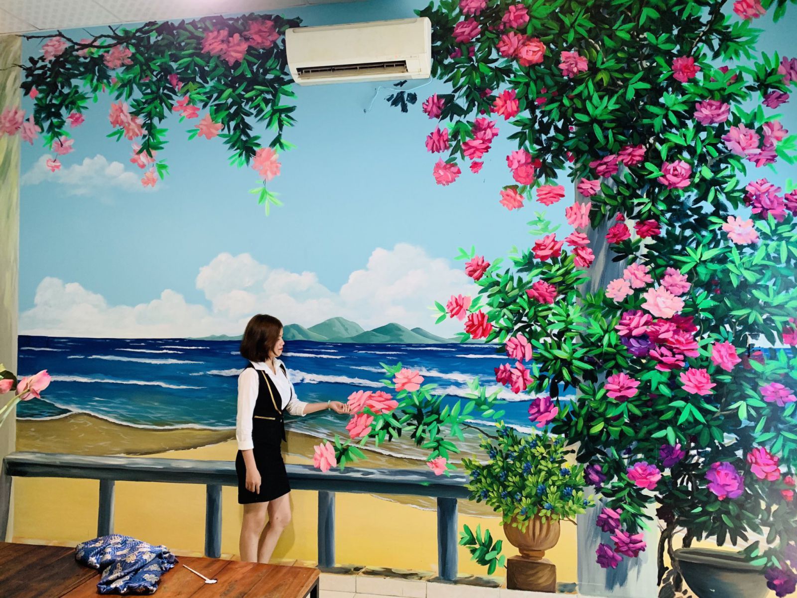 Vẽ tranh tường 3D trang trí quán nhậu, nhà hàng hải sản tạo không gian ấn  tượng cho thực khách.