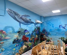 VẼ TRANH TƯỜNG ĐÁY ĐẠI DƯƠNG TRANG TRÍ QUÁN ĂN – KIẾN TẠO KHÔNG GIAN ẨM THỰC ĐỘC ĐÁO