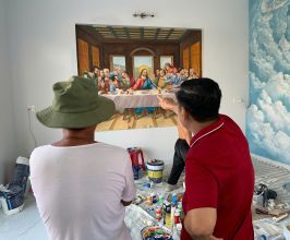 Vẽ Tranh Tường Nhà Ở – Bữa Tiệc Ly Cho Phòng Khách, Phong Cảnh Biển Cho Phòng Ngủ