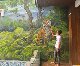 Vẽ Tranh Tường Hồ Bơi Gia Đình Kết Hợp Tranh Rừng Nhiệt Đới